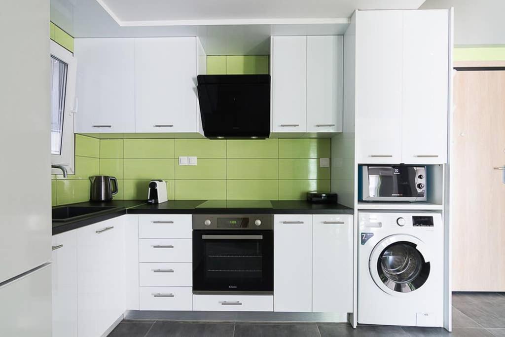 Brand New Stylish 2 Bedroom Apartment Aten Exteriör bild