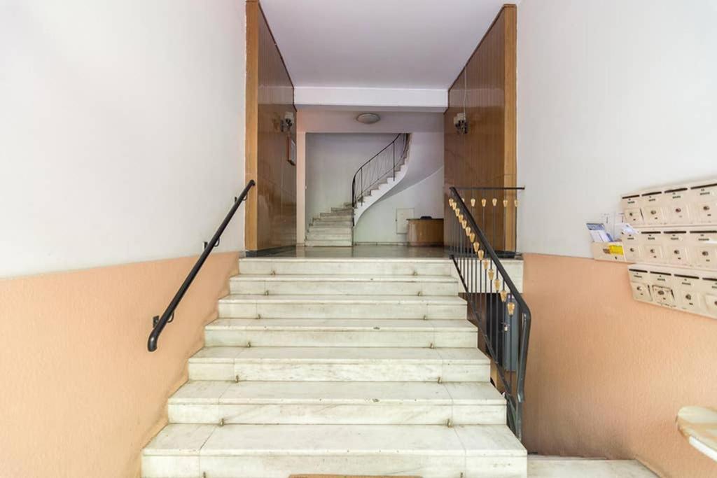 Brand New Stylish 2 Bedroom Apartment Aten Exteriör bild