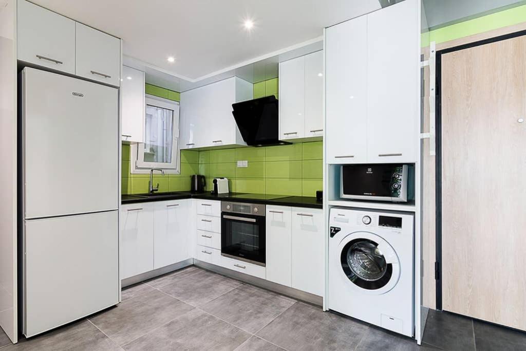Brand New Stylish 2 Bedroom Apartment Aten Exteriör bild